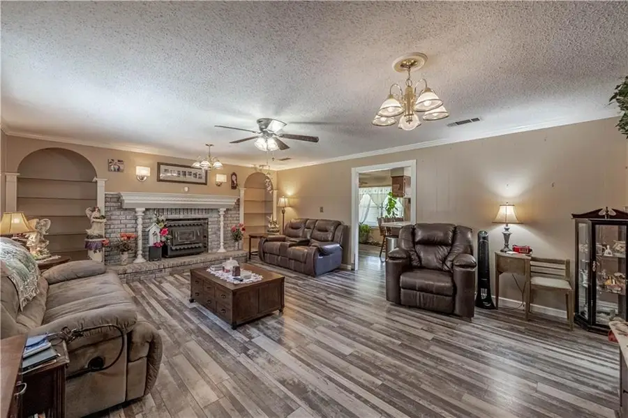 769 Forest Drive, Leesville, LA 71446 - #3