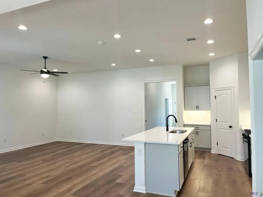 75420 Victoria Dr, Covington, LA 70435 - #3