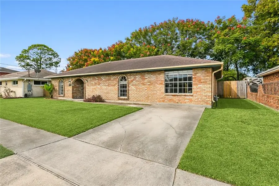 2100 Pelitere Drive, Chalmette, LA 70043 - #2