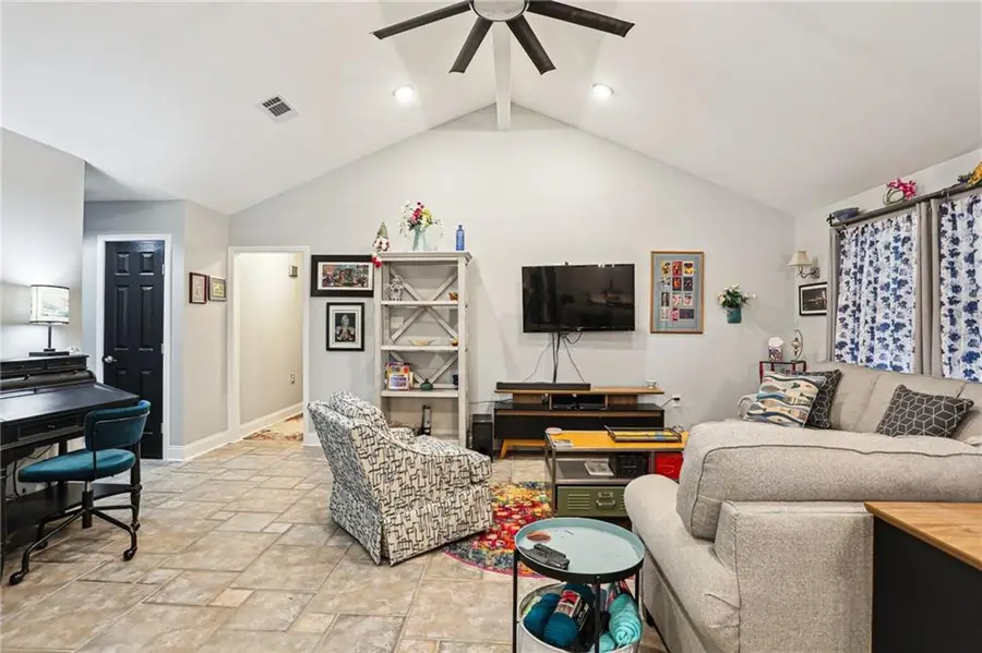 508 Manchester Lane, Laplace, LA 70068 - #3