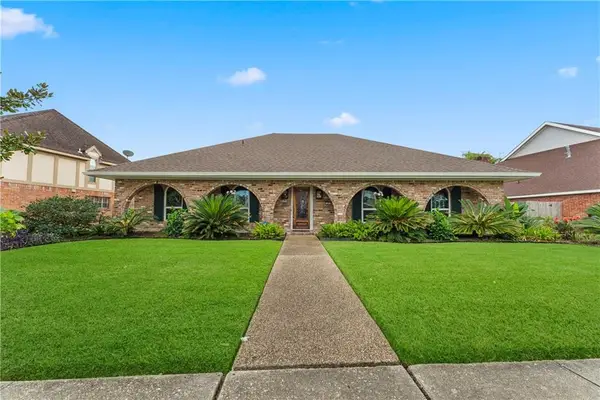 25 Yosemite Drive, New Orleans, LA 70131