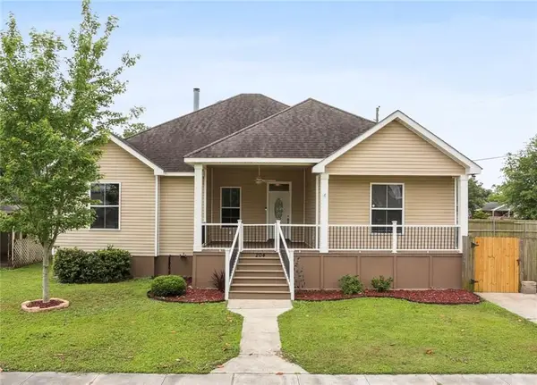 204 Doerr Drive, Arabi, LA 70032