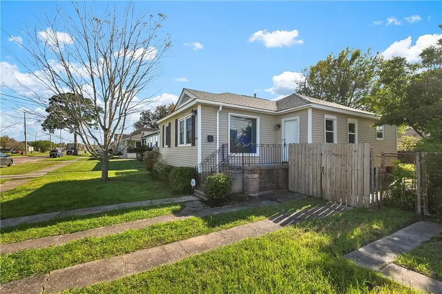 5330 Cameron Boulevard, New Orleans, LA 70122 - #3