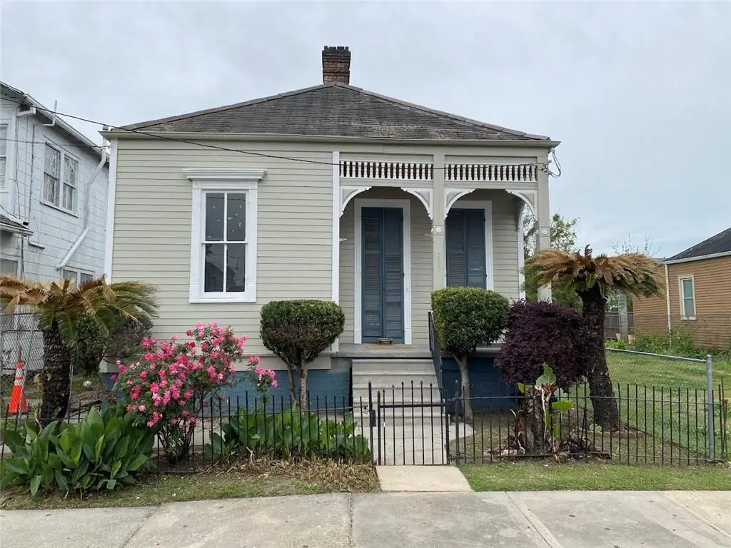 3321 Baronne Street, New Orleans, LA 70115 - #1