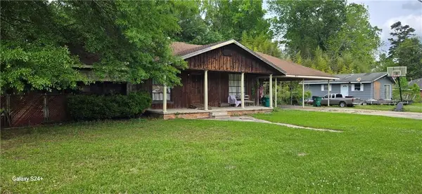 637 Avenue J, Bogalusa, LA 70427