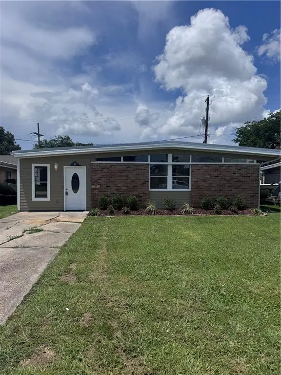 6 Brentwood Drive, Metairie, LA 70003