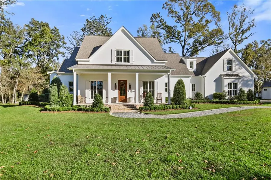 121 Pontchartrain Oaks Drive, Madisonville, LA 70447 - #2