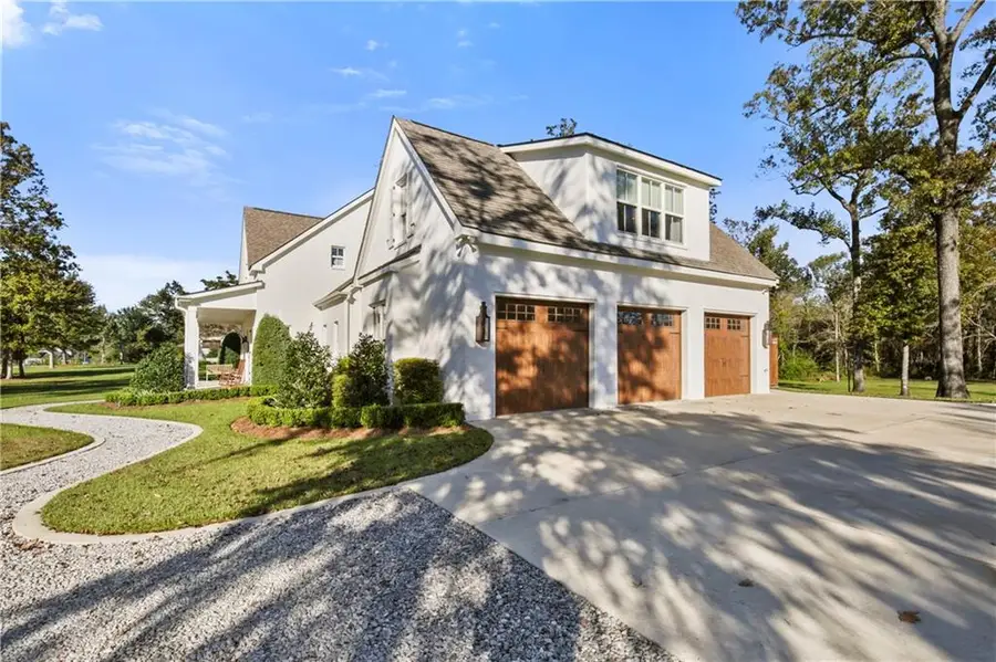 121 Pontchartrain Oaks Drive, Madisonville, LA 70447 - #3