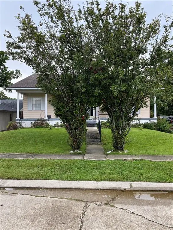 208 Amapola Circle, Terrytown, LA 70056 - #2