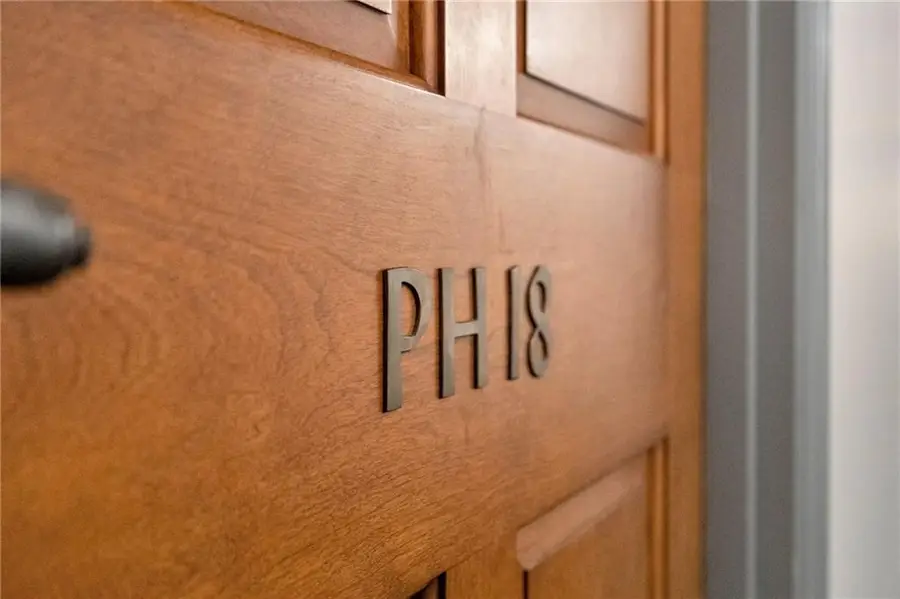 920 Poeyfarre Street #PH18, New Orleans, LA 70130 - #2