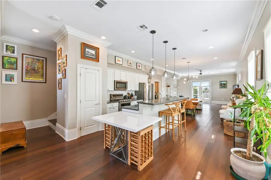 2816 Cleveland Avenue, New Orleans, LA 70119 - #2