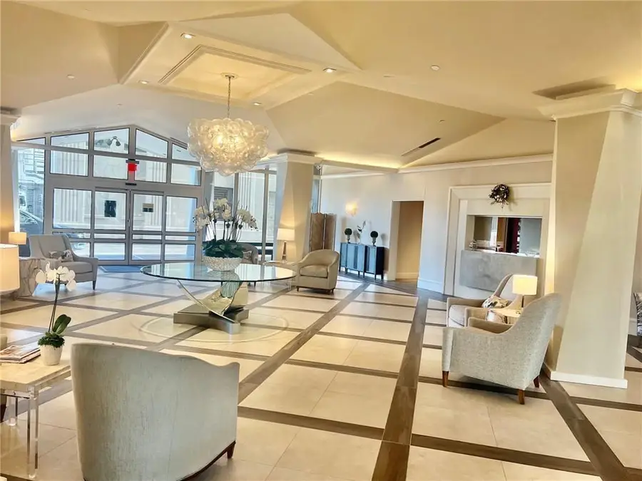 2100 St Charles Avenue #7 M-N, New Orleans, LA 70130 - #3