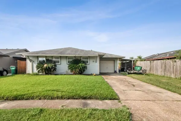 176 Prairie View Court, Avondale, LA 70094