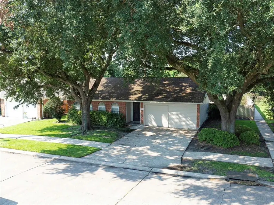 800 Hickory Street, Gretna, LA 70056 - #2