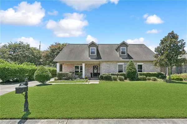 205 Stonehaven Drive, Belle Chasse, LA 70037