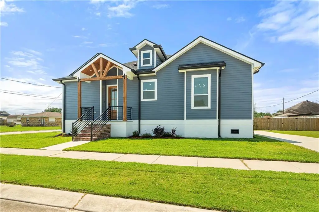 3016 Pecan Drive, Chalmette, LA 70043 - #1