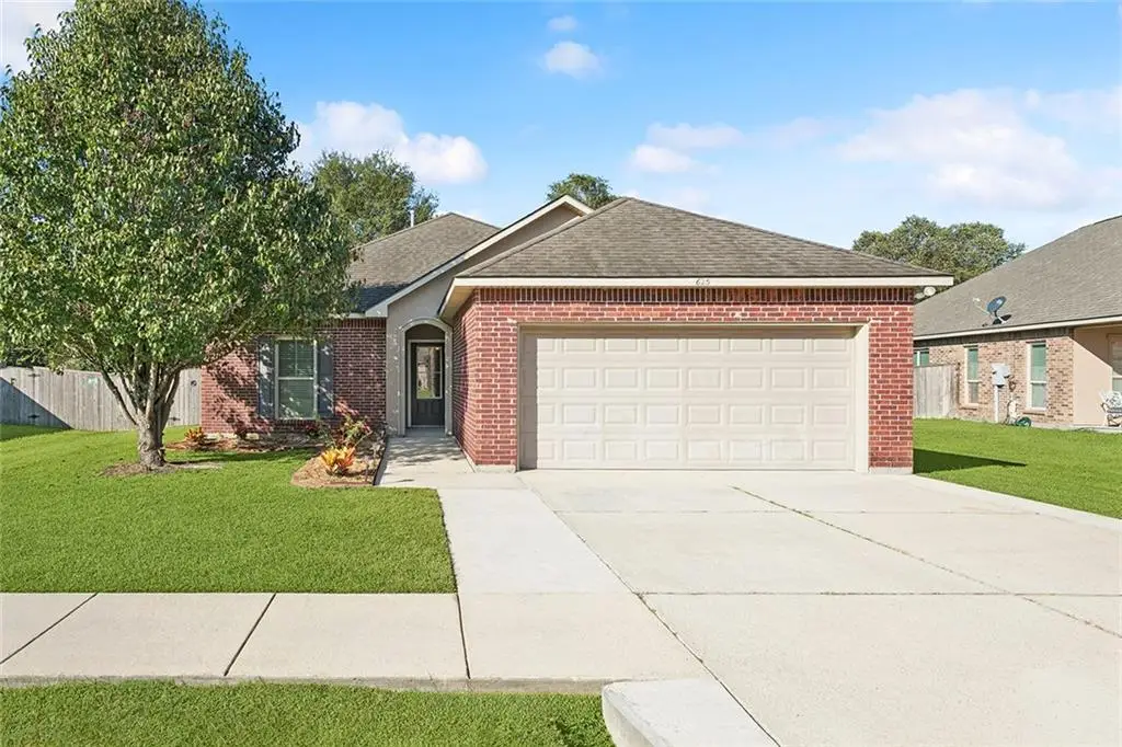 625 Wild Meadow Way, Covington, LA 70435 - #1