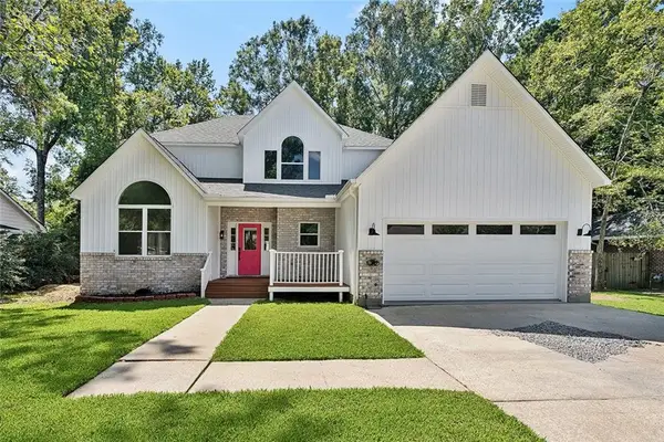 209 Richland Drive East, Mandeville, LA 70448