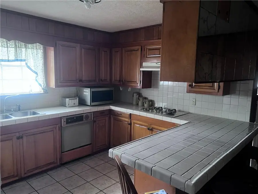 1272 Georgia Avenue, Port Allen, LA 70767 - #3