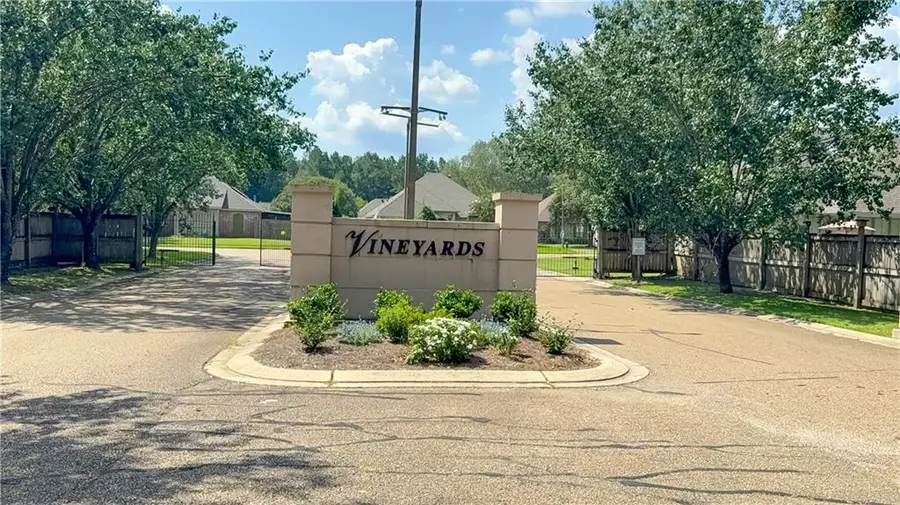 115 Vintage Drive, Covington, LA 70433 - #2