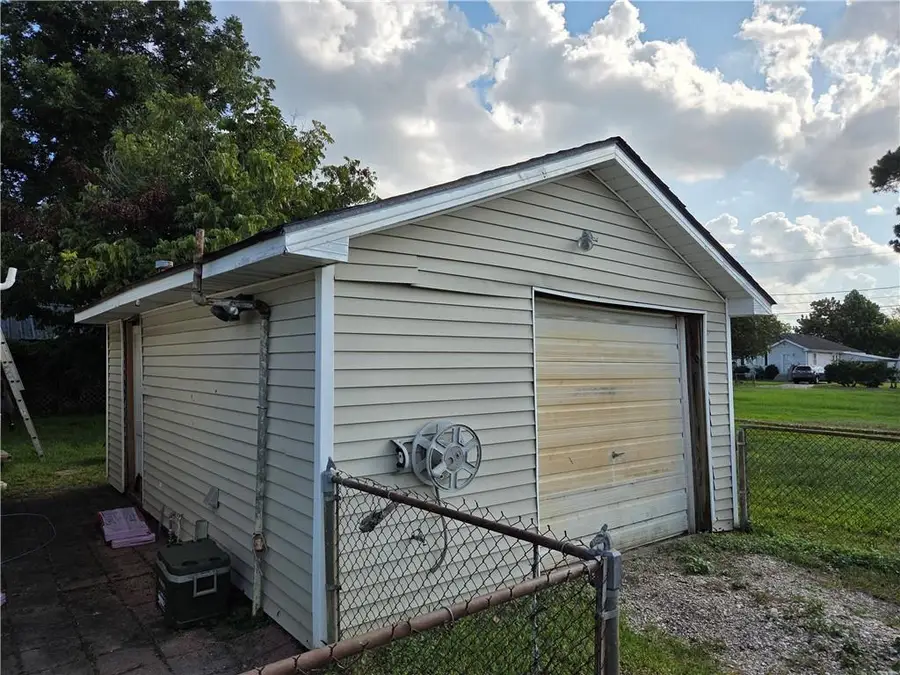 3305 8th Street, Harvey, LA 70058 - #2