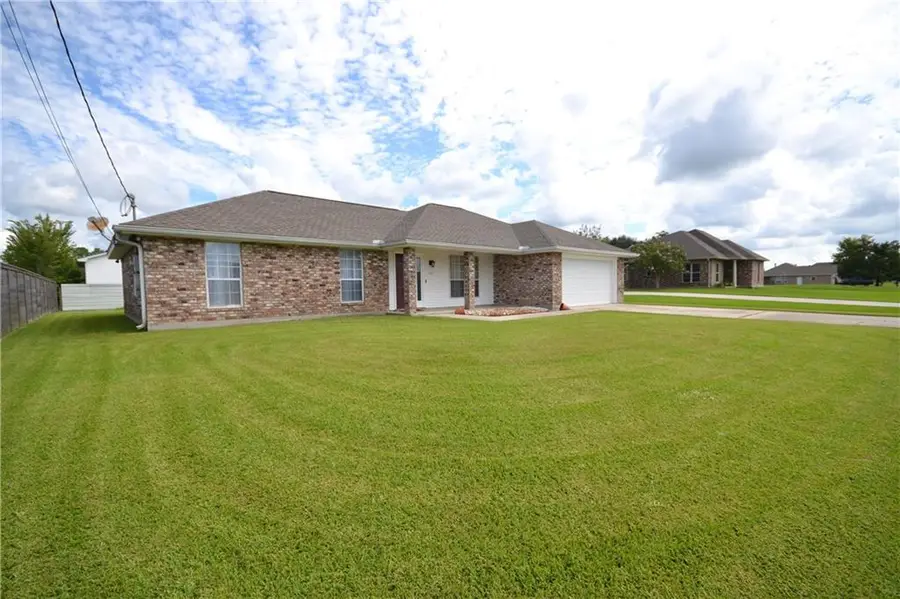 103 Bayou Estates Drive, Des Allemands, LA 70030 - #2