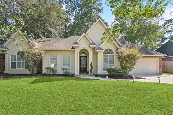 1824 Logan Lane, Mandeville, LA 70448