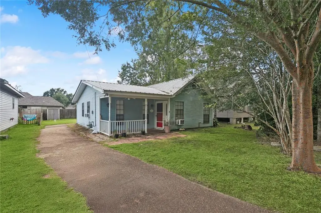 680 Montmartre Street, Mandeville, LA 70448 - #1