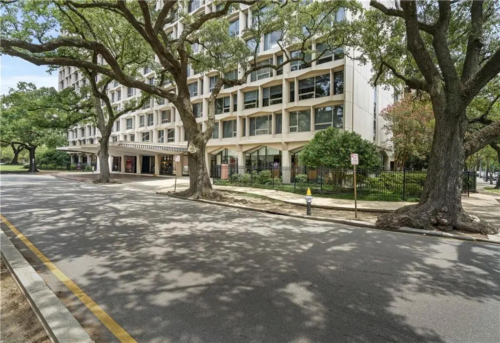 2100 St Charles Avenue #7L, New Orleans, LA 70130 - #1