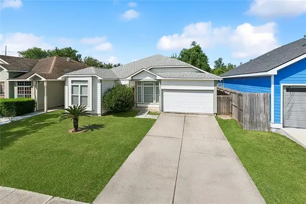 5690 Red Maple Drive, New Orleans, LA 70129