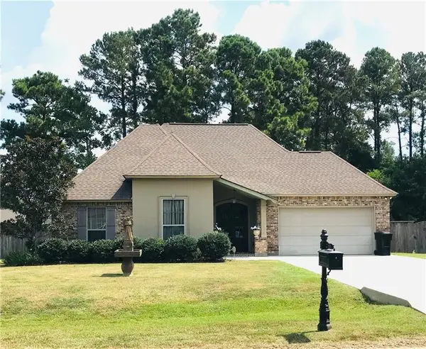 108 Fayedaye Drive, Madisonville, LA 70447