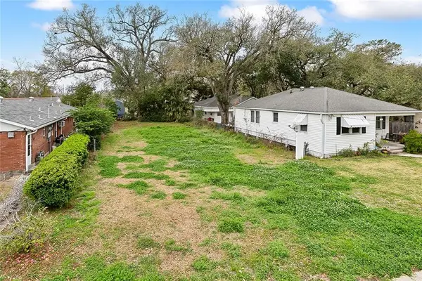 912 Helios Avenue, Metairie, LA 70005