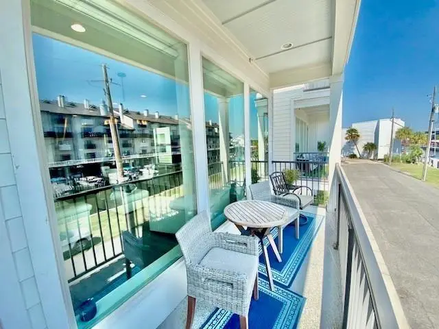 8605 Pontchartrain Boulevard #4A, New Orleans, LA 70124 - #3