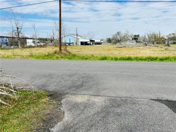 Murbelle Road, Lake Charles, LA 70607