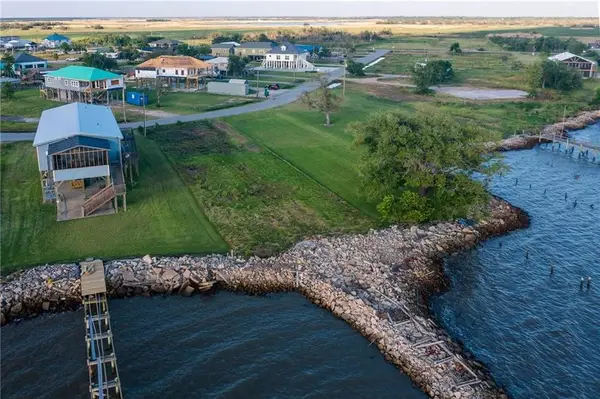 Lake View Drive, Lake Charles, LA 70607