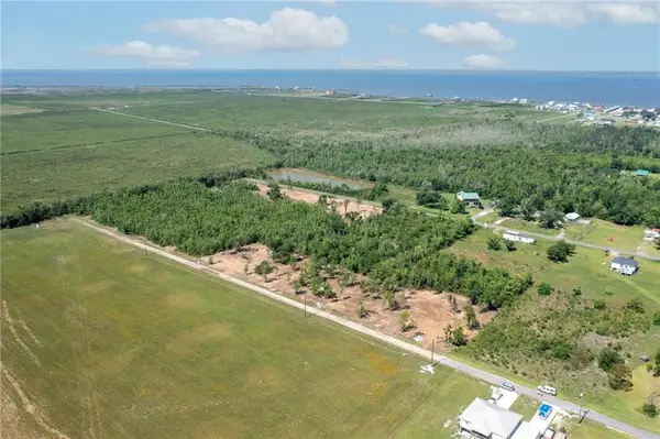 Brister Lane, Lake Charles, LA 70607