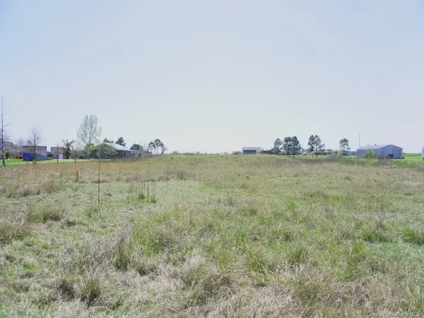 387 Parish Line Road, Lake Charles, LA 70607