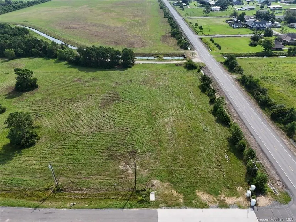 6865 Rue Des Amis Drive, Lake Charles, LA 70605 - Image #1