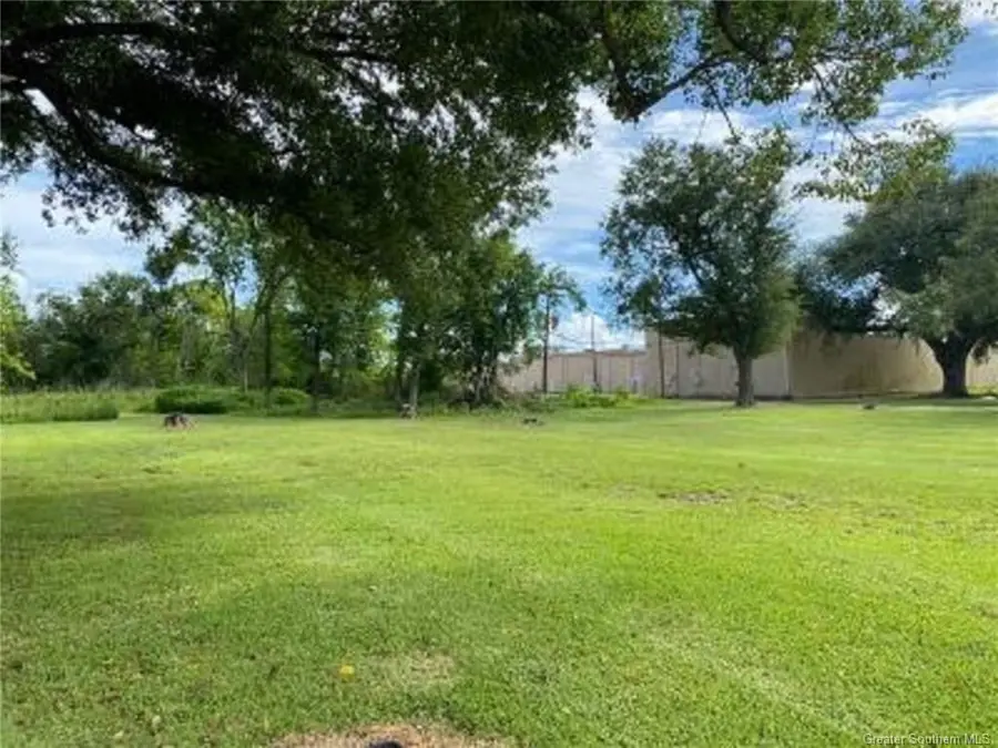 217 Darbonne Street, Sulphur, LA  - Image #3