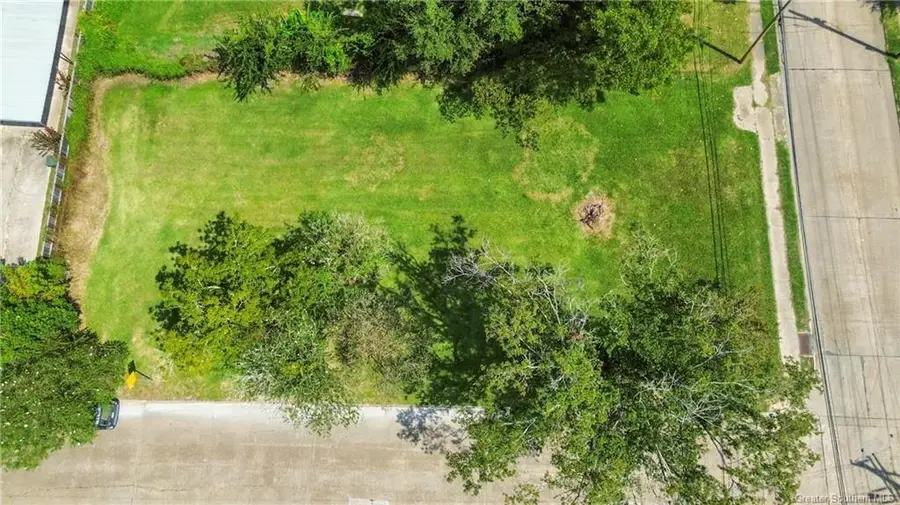 422 W 18th Street W, Lake Charles, LA 70601 - #3