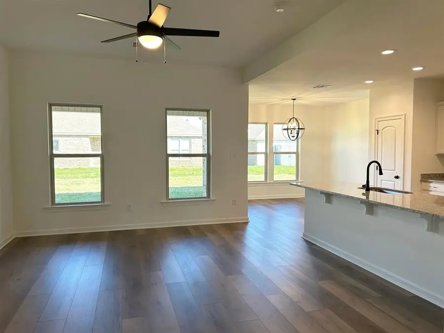 128 Chandler Lane, Sulphur, LA 70665 - Image #2