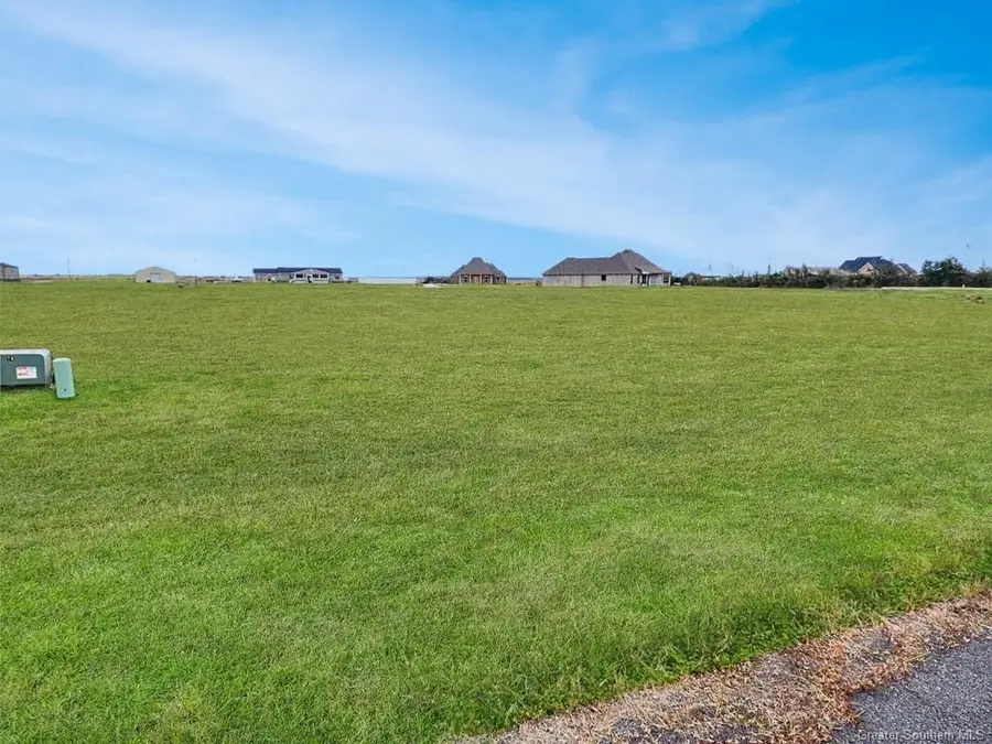 5960 S Crescent Drive S, Iowa, LA 70647 - Image #2