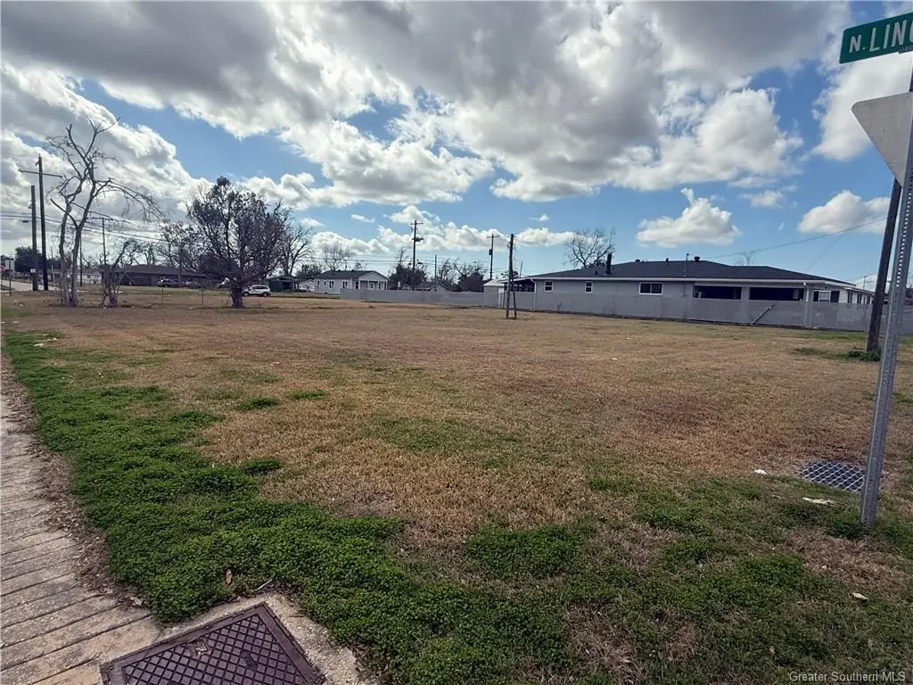 1017 Lincoln Street, Lake Charles, LA 70601 - Image #1