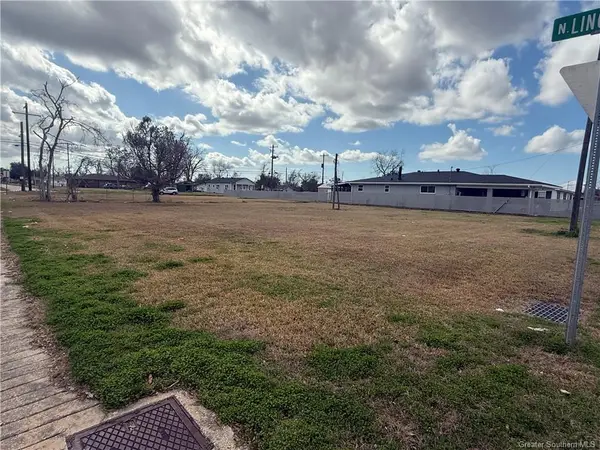 1017 Lincoln Street, Lake Charles, LA 70601