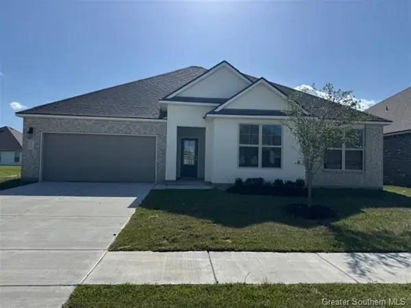 4670 E Ridge Road E, Lake Charles, LA 70607