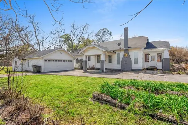 201 W Russell Avenue W, Welsh, LA 70591