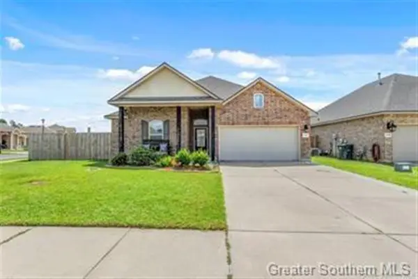 2248 N Lake Michele Circle N, Lake Charles, LA 70607