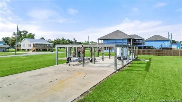 111 Kayleigh Lane, Lake Charles, LA 70607