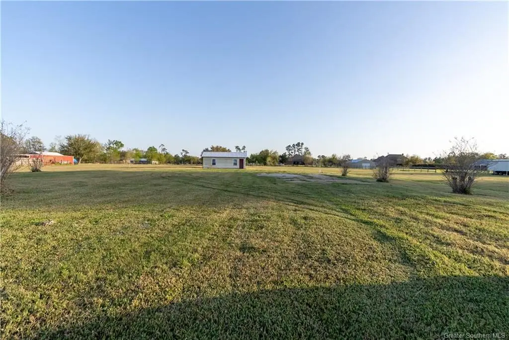 1273 W Tank Farm Road W, Lake Charles, LA 70605 - #1