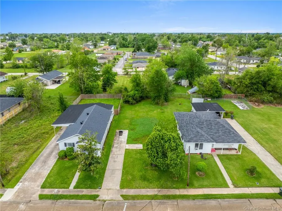 611 N Cherry Street N, Lake Charles, LA 70601 - Image #2